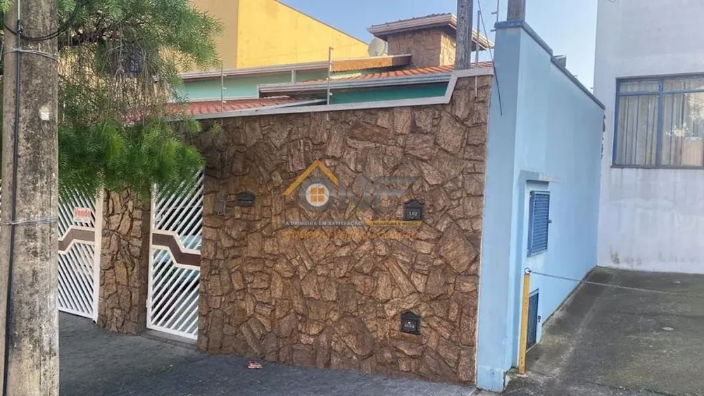 Casa, 3 quartos, 208 m² - Foto 2
