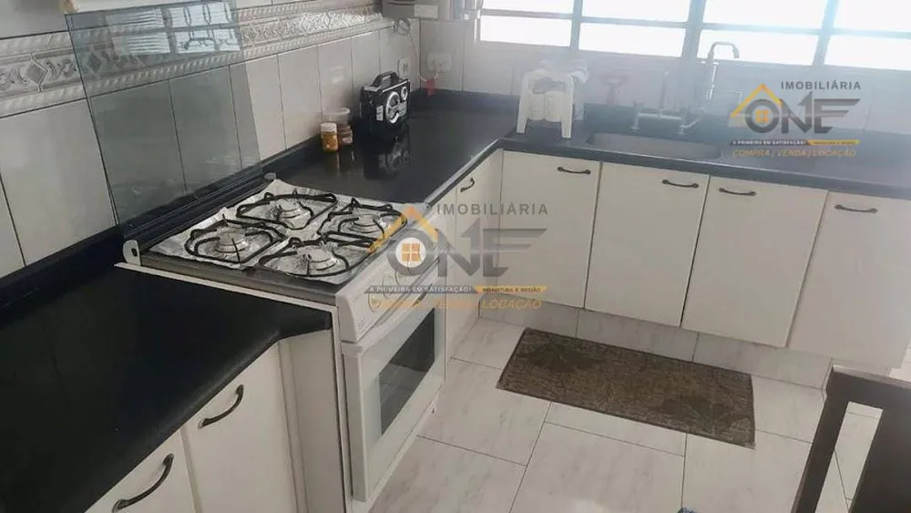 Casa, 3 quartos, 208 m² - Foto 11