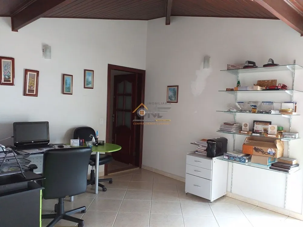 Casa, 4 quartos, 259 m² - Foto 3