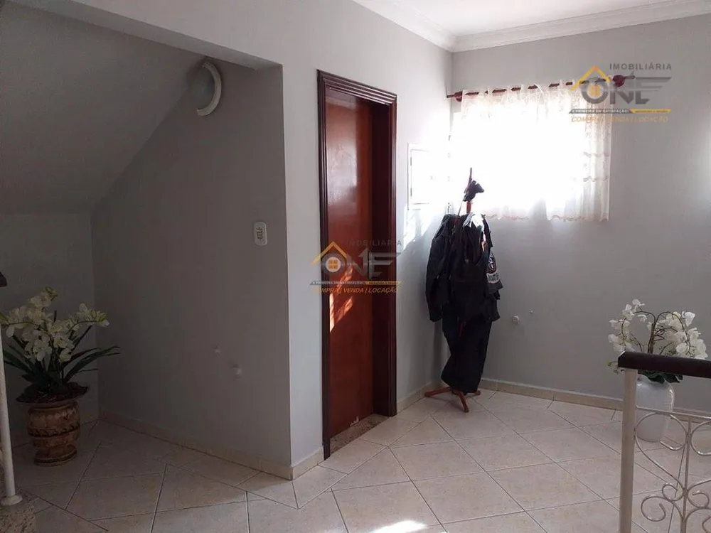 Casa, 4 quartos, 259 m² - Foto 14