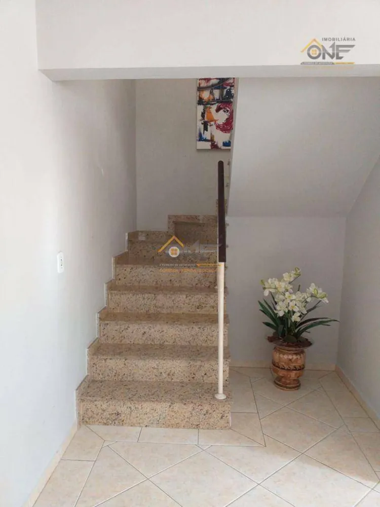 Casa, 4 quartos, 259 m² - Foto 9