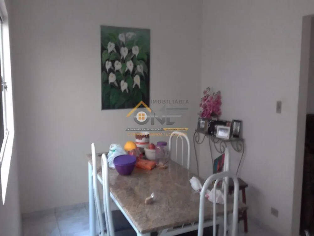 Casa, 3 quartos, 191 m² - Foto 1