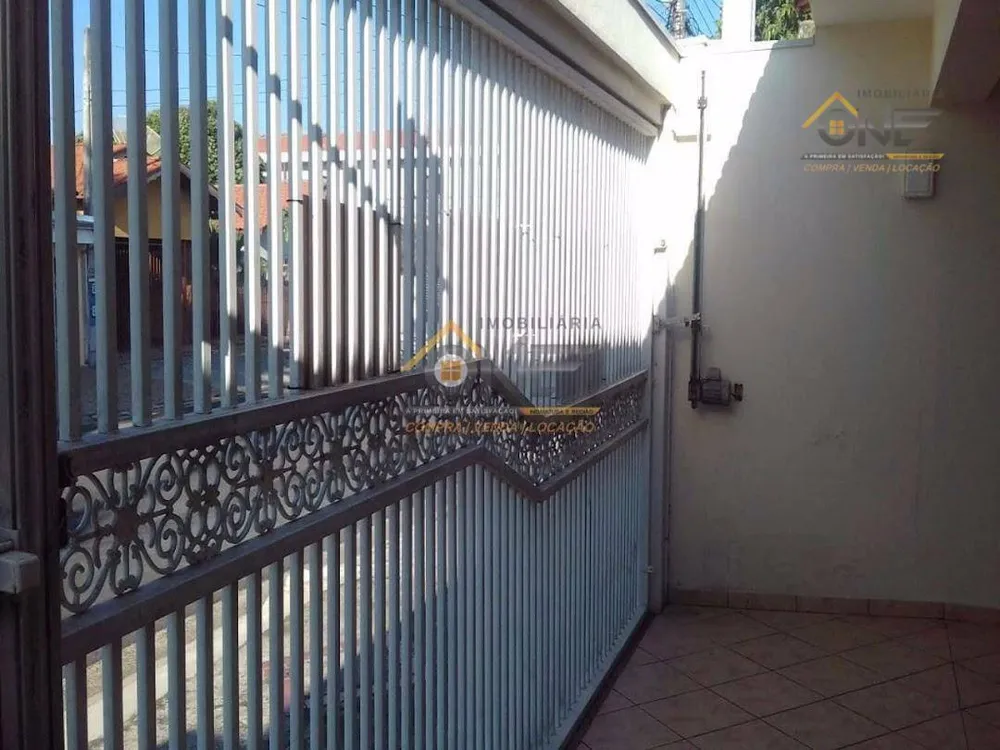 Casa, 3 quartos, 191 m² - Foto 1
