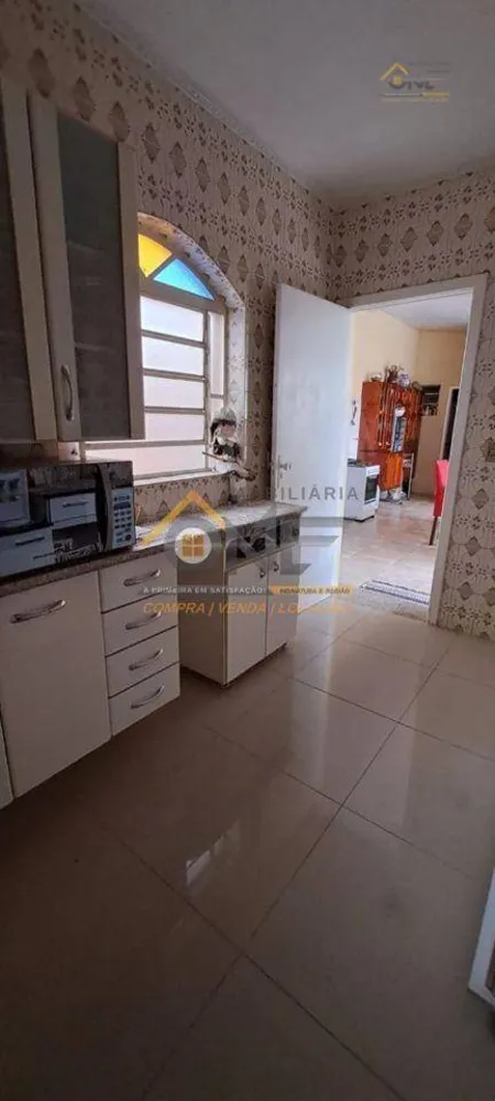 Casa, 3 quartos, 240 m² - Foto 9