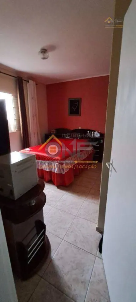 Casa, 3 quartos, 240 m² - Foto 11