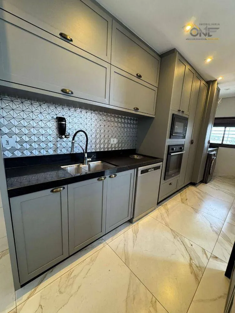 Apartamento, 3 quartos, 159 m² - Foto 1