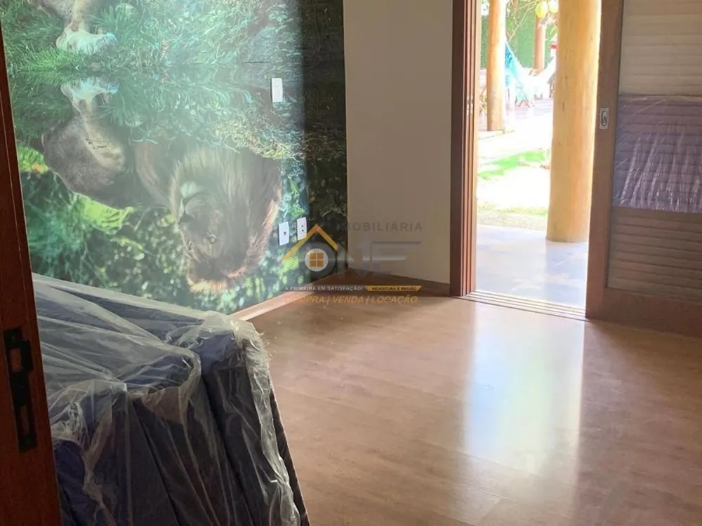 Chácara, 3 quartos, 2050 m² - Foto 1