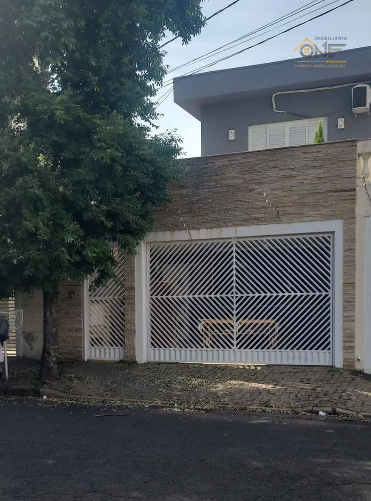 Sobrado, 3 quartos, 195 m² - Foto 1