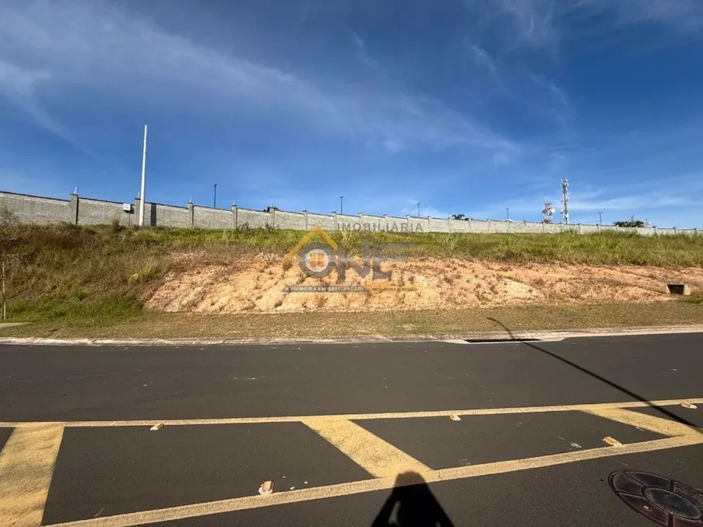 Loteamento e Condomínio, 586 m² - Foto 1