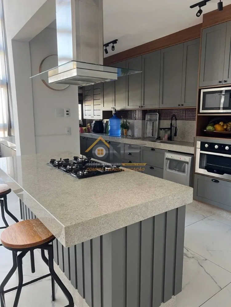 Apartamento, 3 quartos, 190 m² - Foto 4