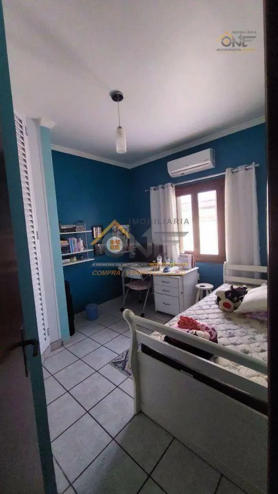 Casa, 3 quartos, 218 m² - Foto 10