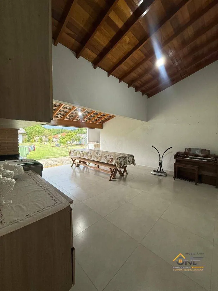 Chácara, 3 quartos, 1000 m² - Foto 2