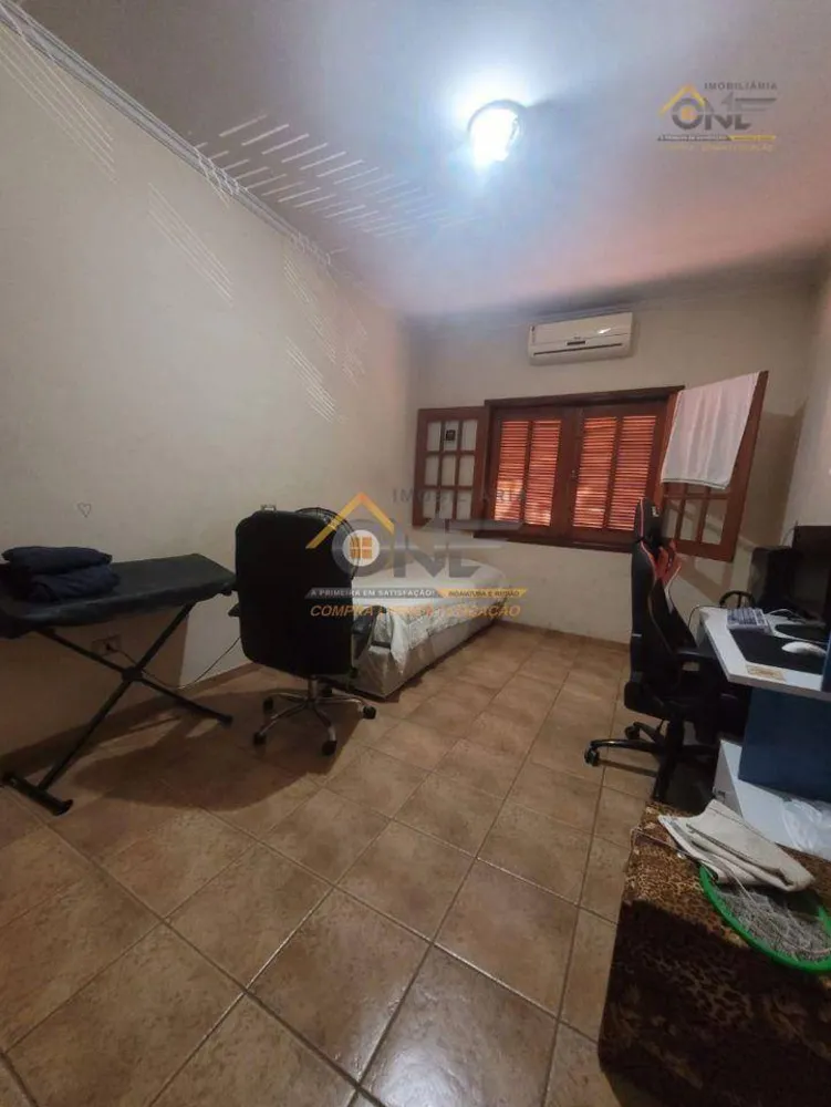 Casa, 5 quartos, 240 m² - Foto 16