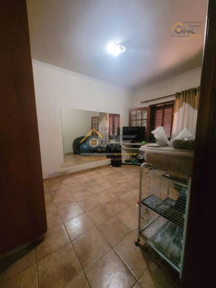 Casa, 5 quartos, 240 m² - Foto 11