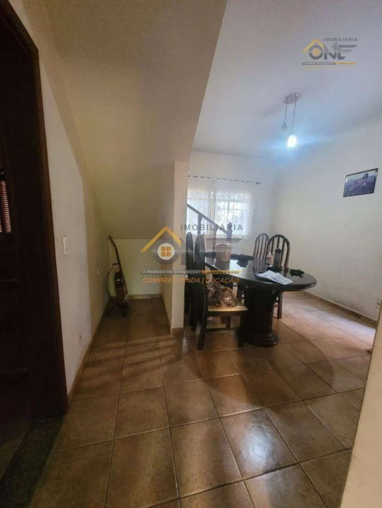 Casa, 5 quartos, 240 m² - Foto 10
