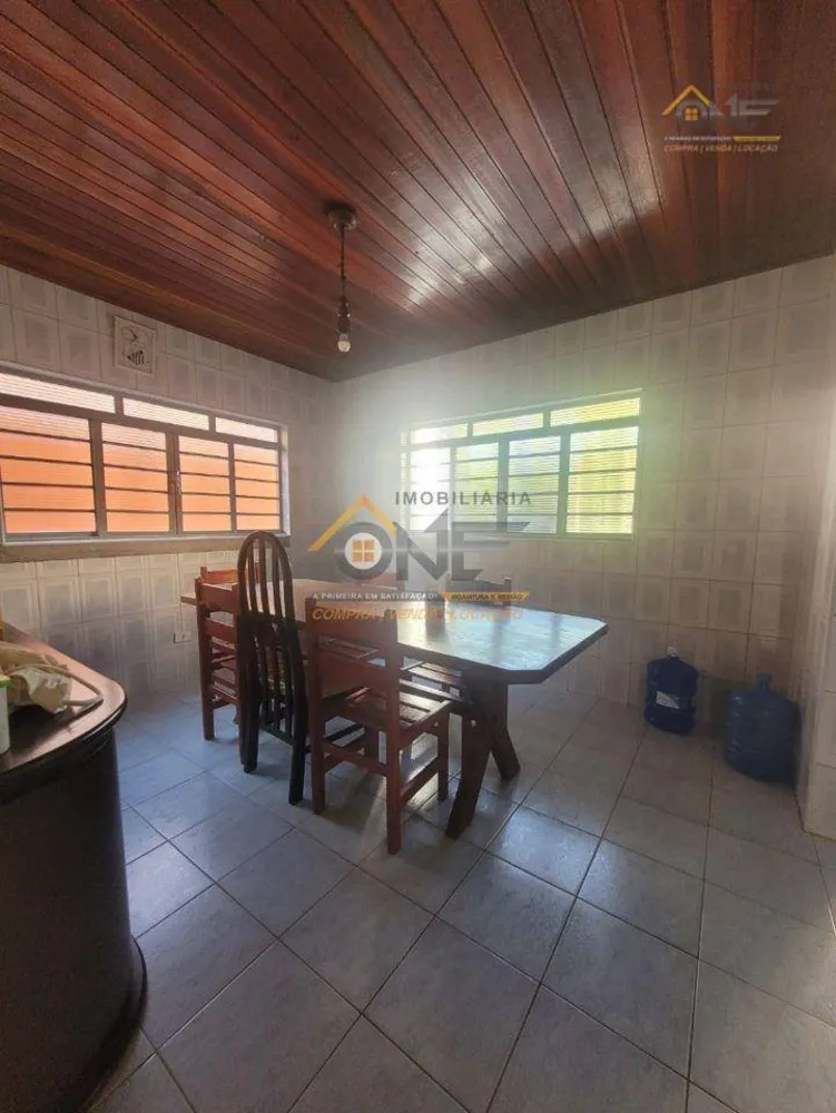 Casa, 5 quartos, 240 m² - Foto 9