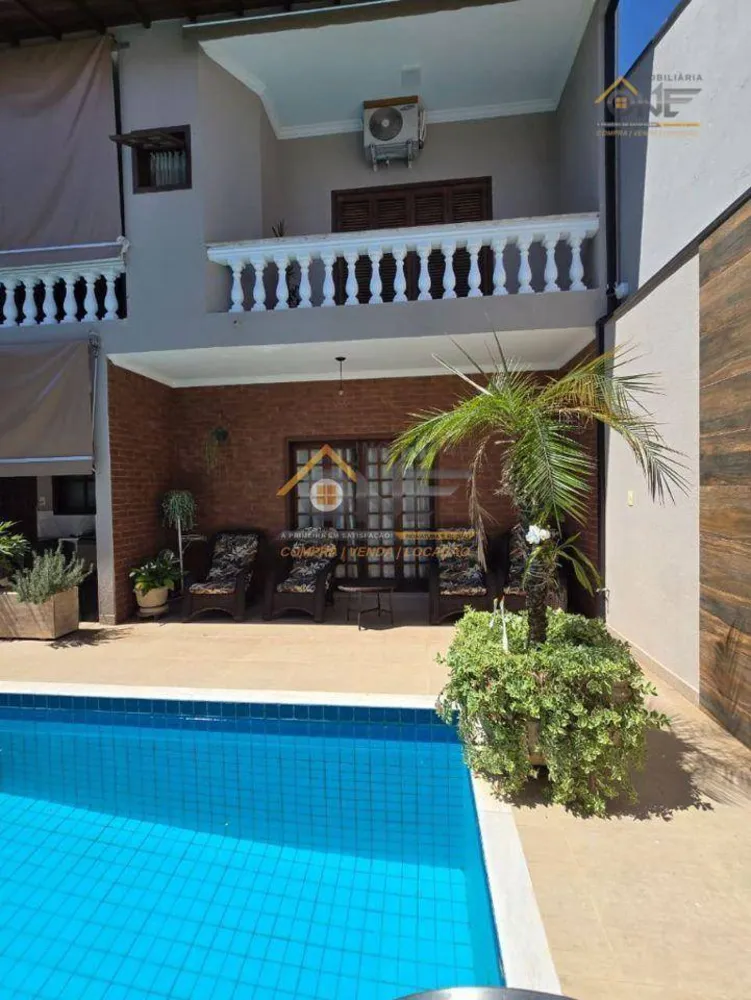 Casa, 3 quartos, 228 m² - Foto 10
