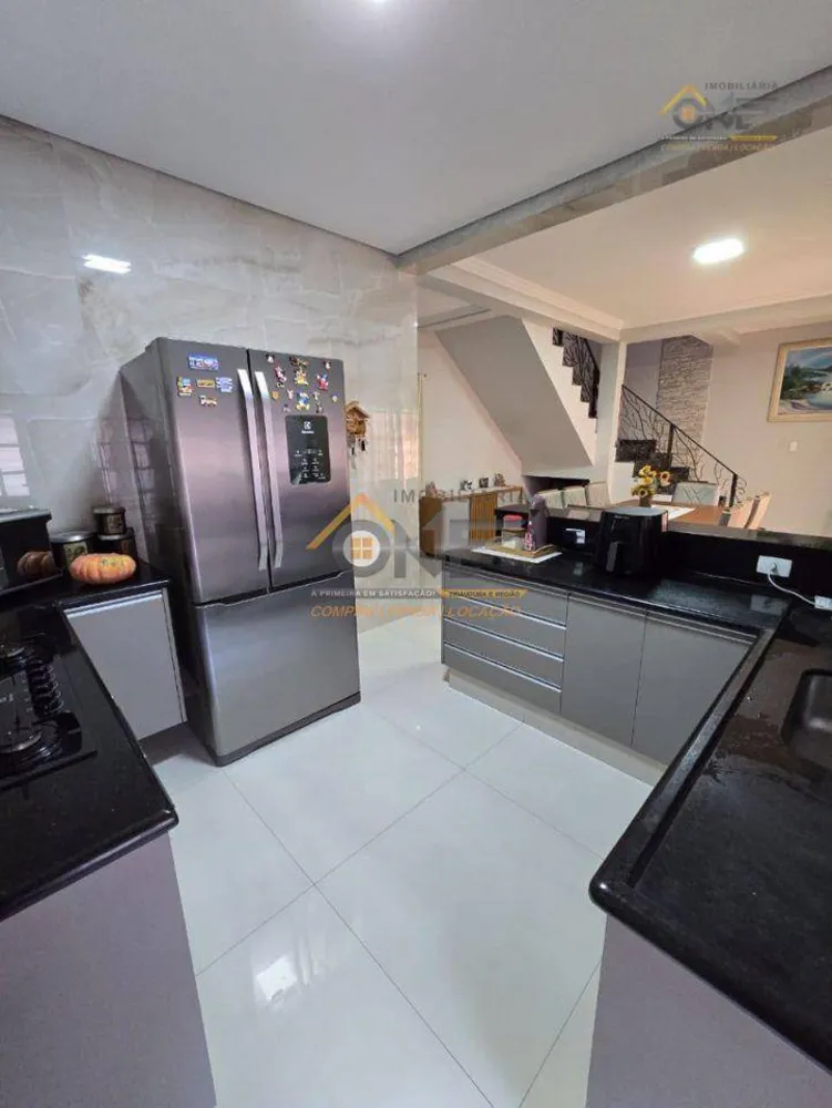 Casa, 3 quartos, 228 m² - Foto 7