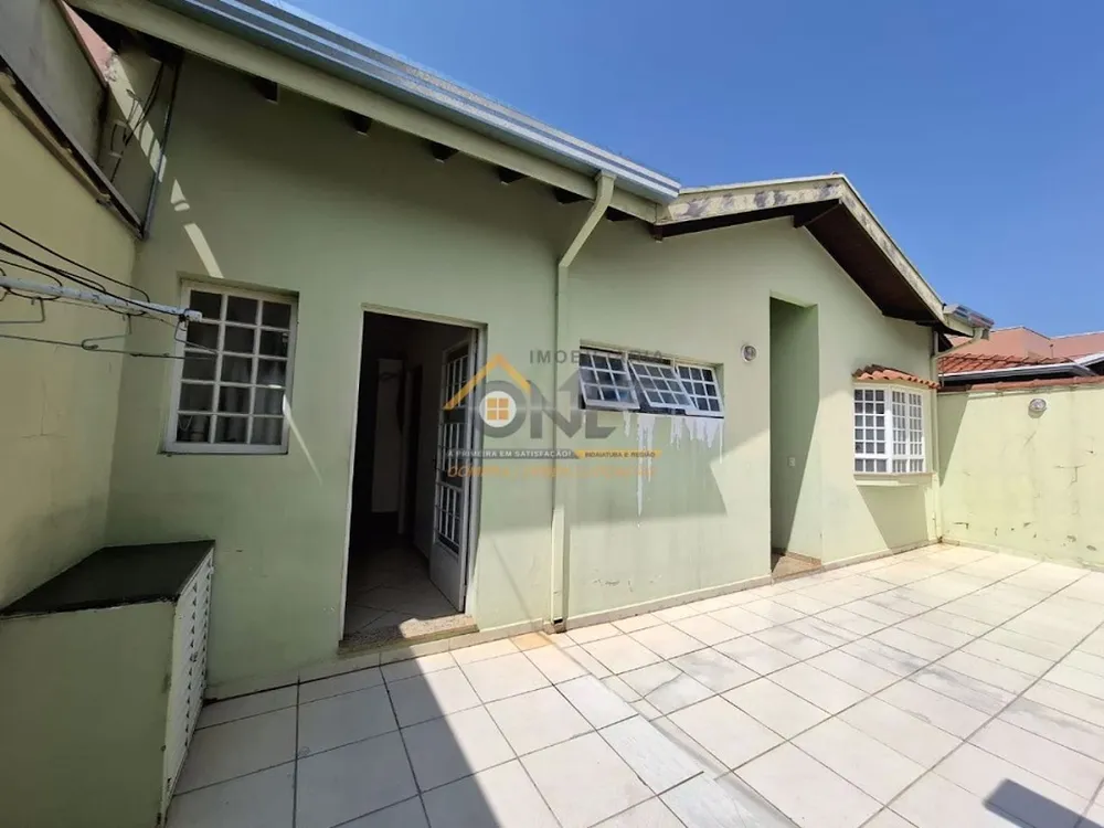 Casa, 6 quartos, 187 m² - Foto 1