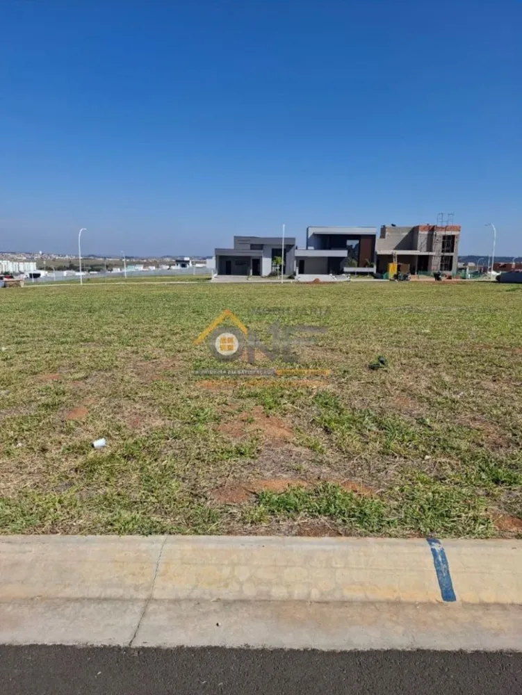 Loteamento e Condomínio, 300 m² - Foto 1
