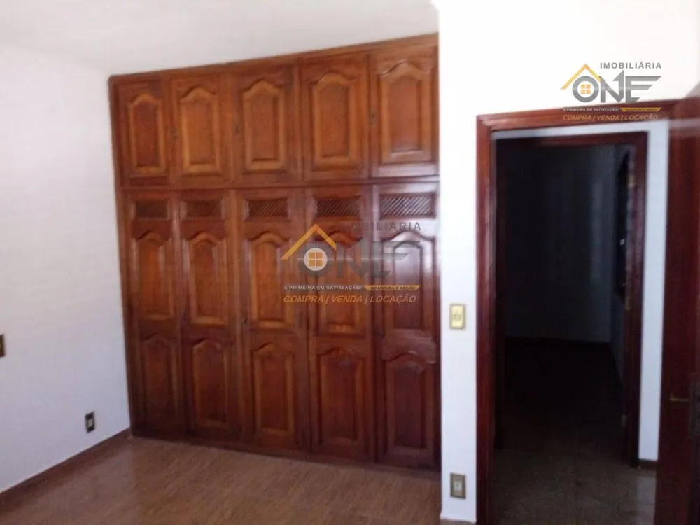 Casa, 4 quartos, 250 m² - Foto 13
