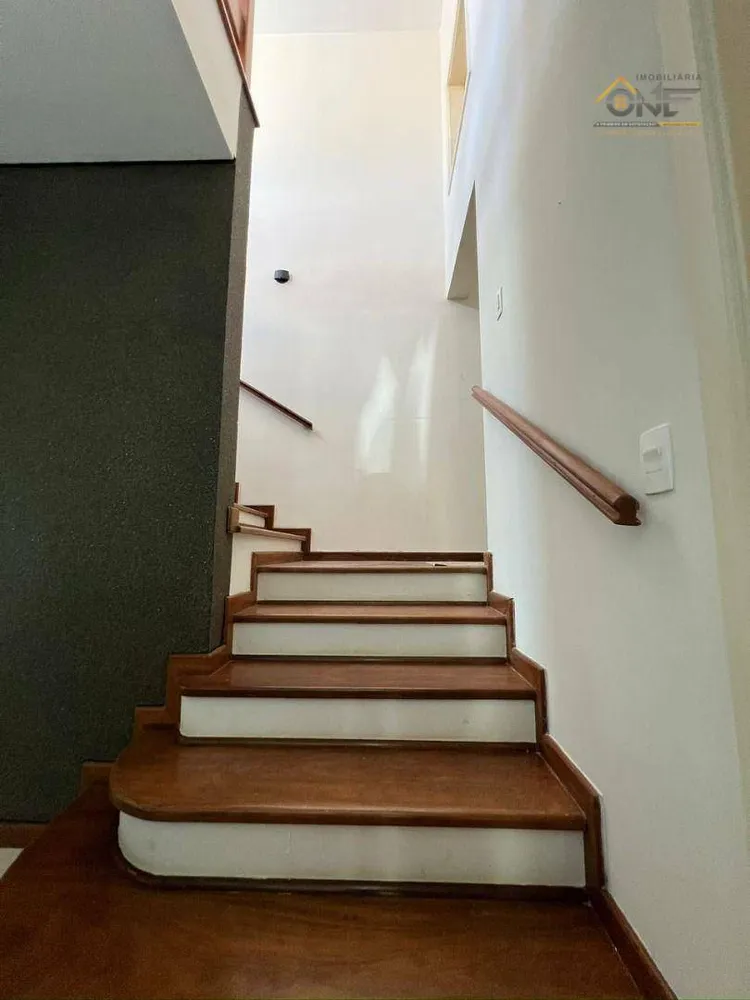 Sobrado, 3 quartos, 249 m² - Foto 4