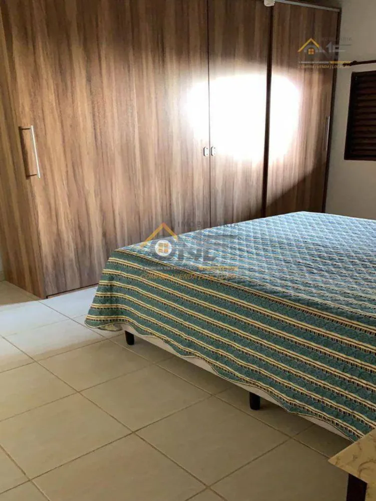 Casa, 2 quartos, 210 m² - Foto 1