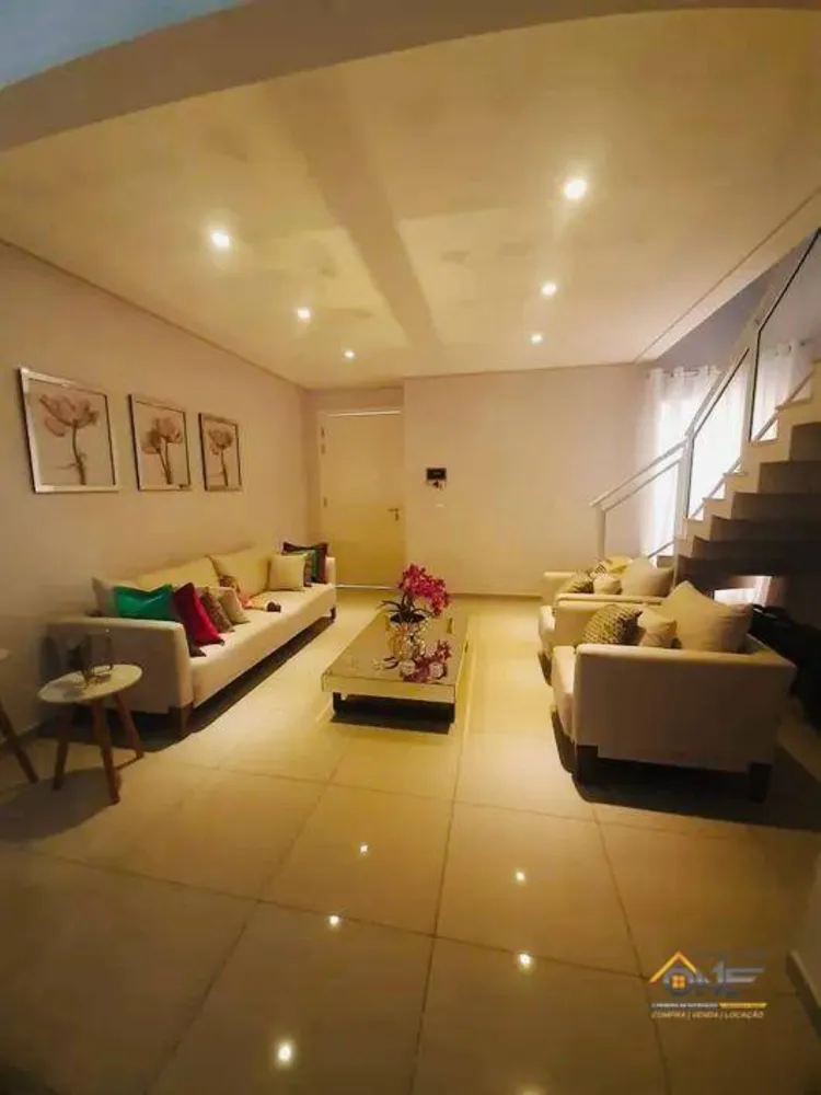 Sobrado, 3 quartos, 258 m² - Foto 1
