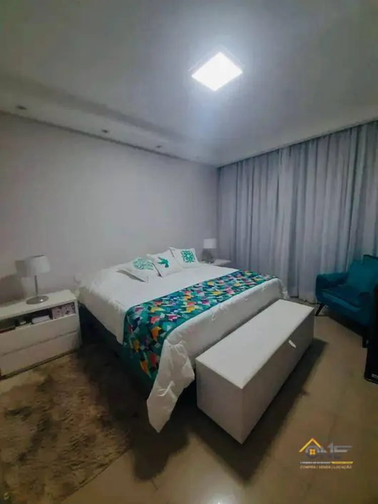 Sobrado, 3 quartos, 258 m² - Foto 8