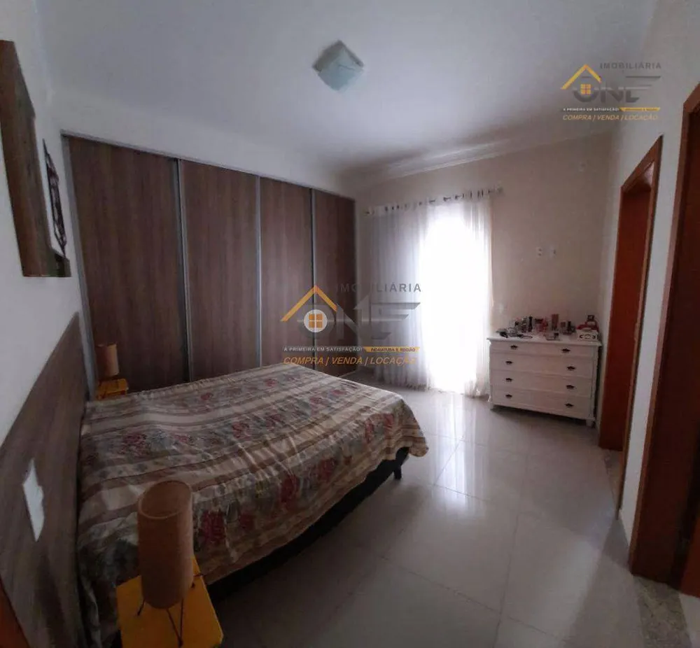 Casa, 3 quartos, 192 m² - Foto 4