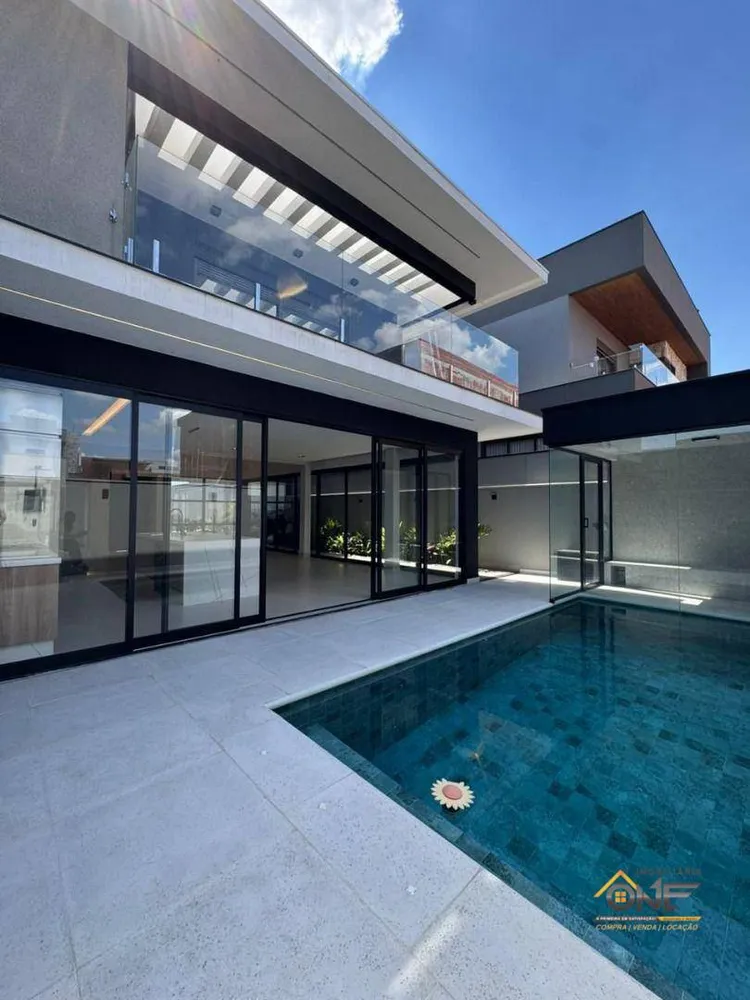 Sobrado, 4 quartos, 275 m² - Foto 1