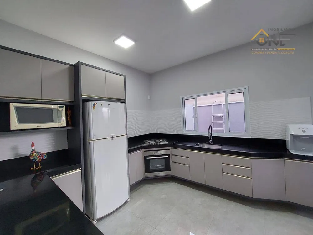 Casa, 3 quartos, 140 m² - Foto 1