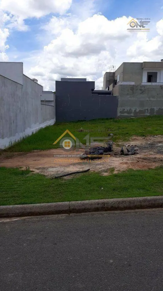 Loteamento e Condomínio, 300 m² - Foto 1