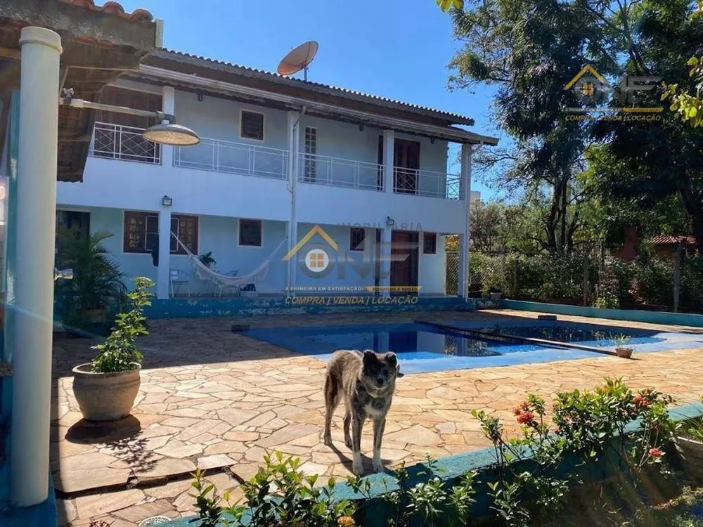 Chácara, 2 quartos, 1300 m² - Foto 1