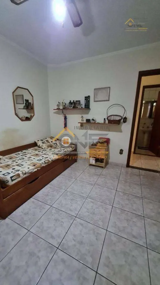 Casa, 4 quartos, 270 m² - Foto 13