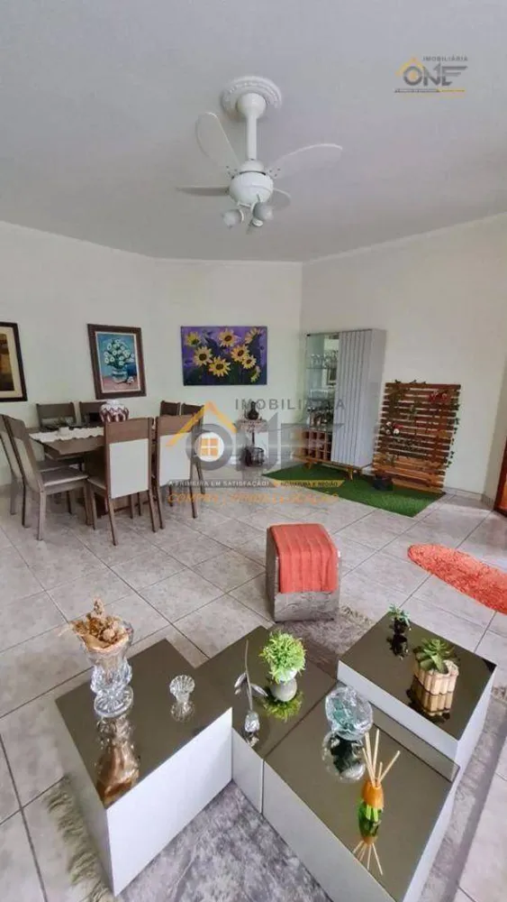 Casa, 4 quartos, 270 m² - Foto 8