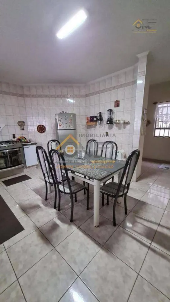 Casa, 4 quartos, 270 m² - Foto 10