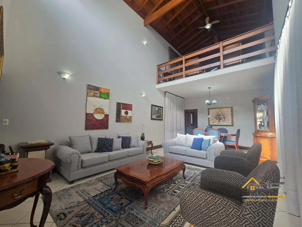Sobrado, 3 quartos, 173 m² - Foto 1