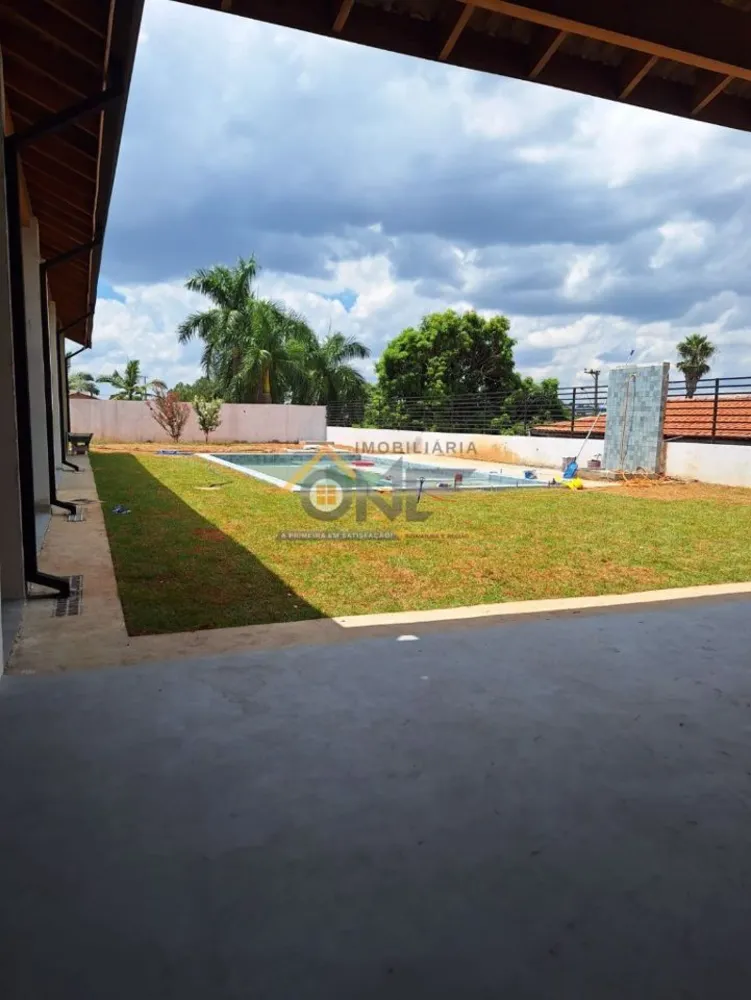 Chácara, 4 quartos, 1000 m² - Foto 4