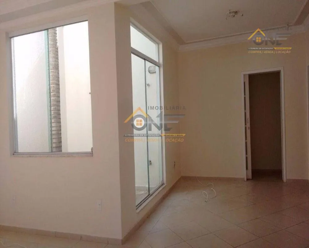 Casa, 3 quartos, 207 m² - Foto 3
