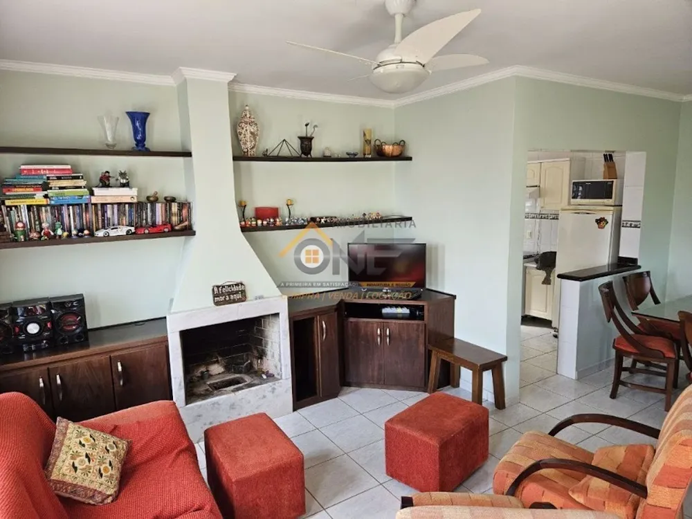 Chácara, 3 quartos, 1000 m² - Foto 1