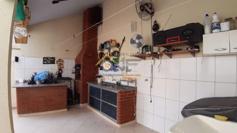 Casa, 4 quartos, 183 m² - Foto 1