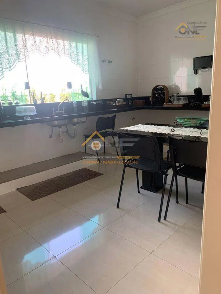Chácara, 4 quartos, 2500 m² - Foto 11