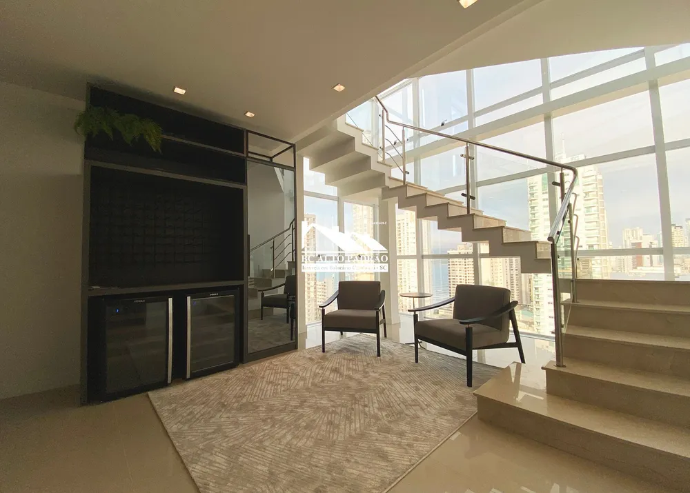Cobertura, 4 quartos, 240 m² - Foto 1