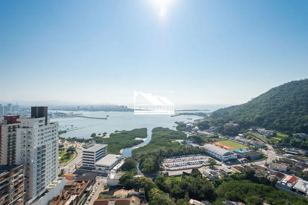 Cobertura, 3 quartos, 193 m² - Foto 2