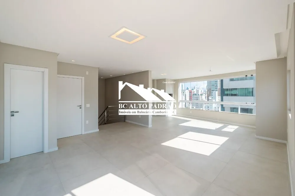 Cobertura, 4 quartos, 240 m² - Foto 3