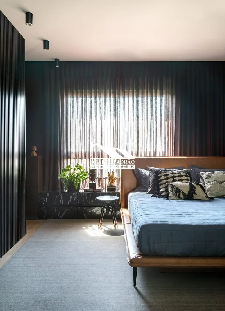 Apartamento, 3 quartos, 245 m² - Foto 2