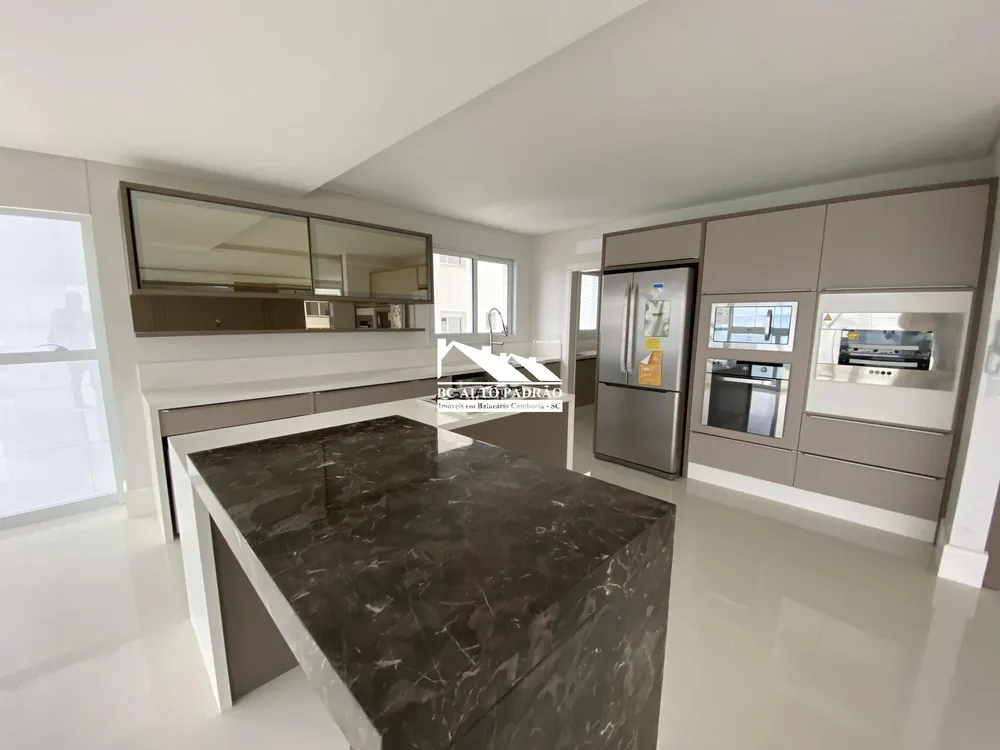Apartamento, 4 quartos, 237 m² - Foto 2