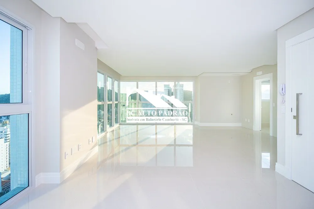 Apartamento, 3 quartos, 140 m² - Foto 2