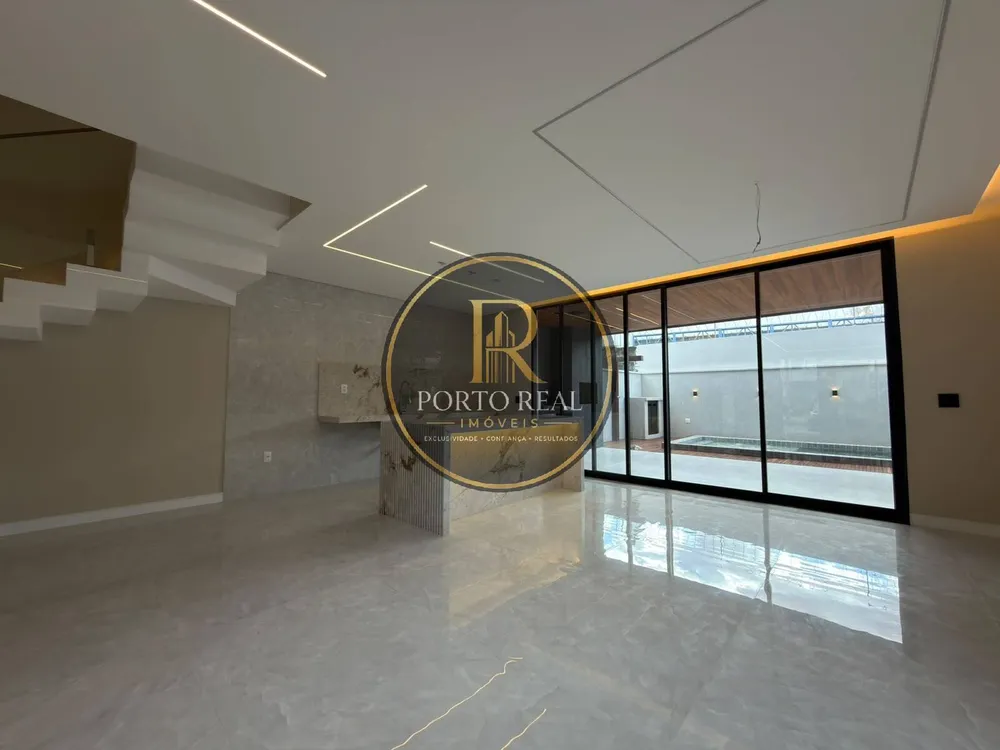 Casa, 4 quartos, 238 m² - Foto 3